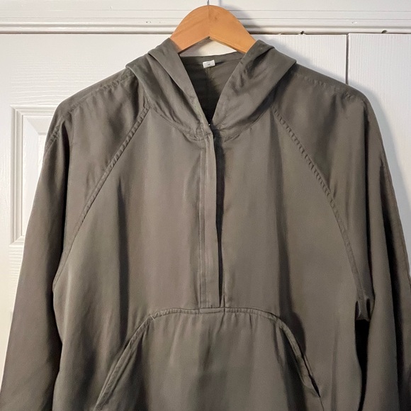 Lululemon City Stroll Hoodie Grey Sage Size 4 - Picture 4 of 11